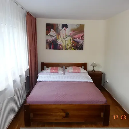 Apartamenty I Pokoje - Dom Goscinny Pasja -2 Minuty Do Plazy Dzwirzyno Exterior photo