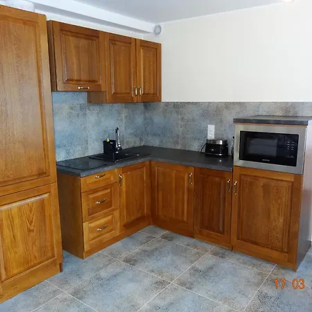 Apartamenty I Pokoje - Dom Goscinny Pasja -2 Minuty Do Plazy Dzwirzyno Exterior photo