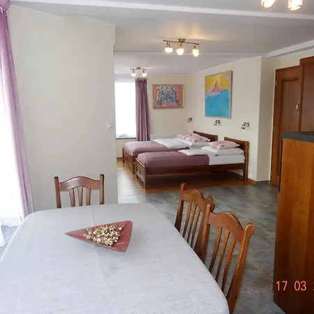 Apartamenty I Pokoje - Dom Goscinny Pasja -2 Minuty Do Plazy Dzwirzyno Exterior photo