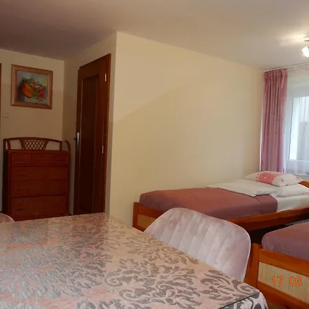 Apartamenty I Pokoje - Dom Goscinny Pasja -2 Minuty Do Plazy Dzwirzyno Exterior photo