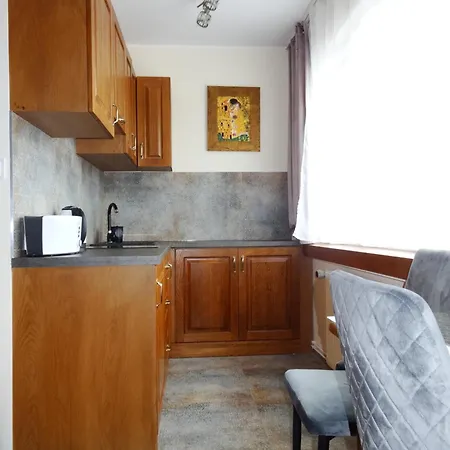 Apartamenty I Pokoje - Dom Goscinny Pasja -2 Minuty Do Plazy Dzwirzyno Exterior photo