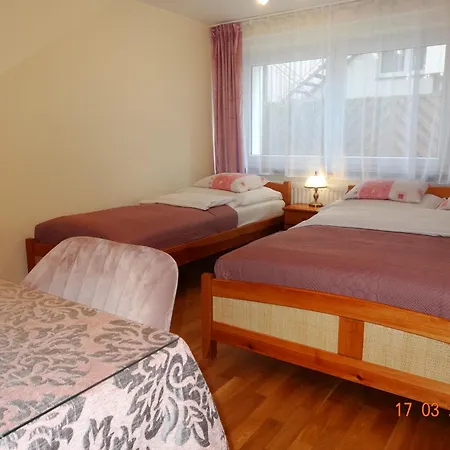 Apartamenty I Pokoje - Dom Goscinny Pasja -2 Minuty Do Plazy Dzwirzyno Exterior photo