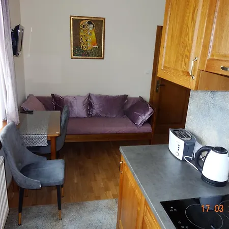 Apartamenty I Pokoje - Dom Goscinny Pasja -2 Minuty Do Plazy Dzwirzyno Exterior photo