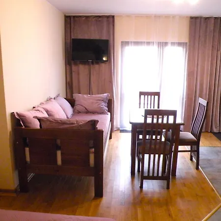Apartamenty I Pokoje - Dom Goscinny Pasja -2 Minuty Do Plazy Dzwirzyno Exterior photo