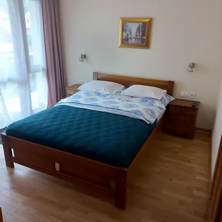 Apartamenty I Pokoje - Dom Goscinny Pasja -2 Minuty Do Plazy Dzwirzyno Exterior photo