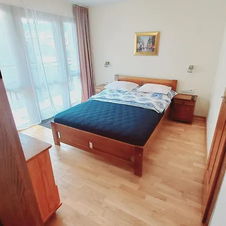 Apartamenty I Pokoje - Dom Goscinny Pasja -2 Minuty Do Plazy Dzwirzyno Exterior photo
